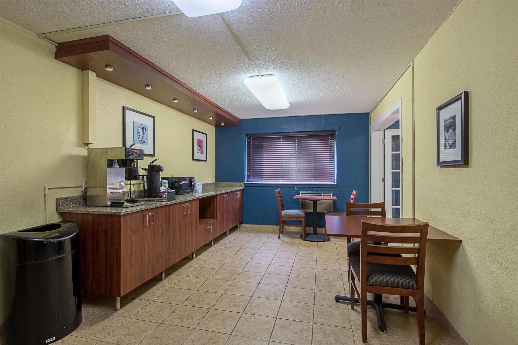 Motel 6-Moline, Il Ngoại thất bức ảnh